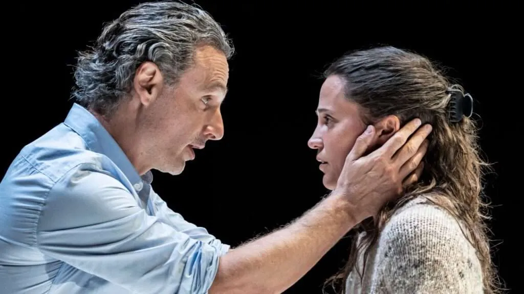 Theatre Review – The Lady from the Sea @The Bridge Theatre, London